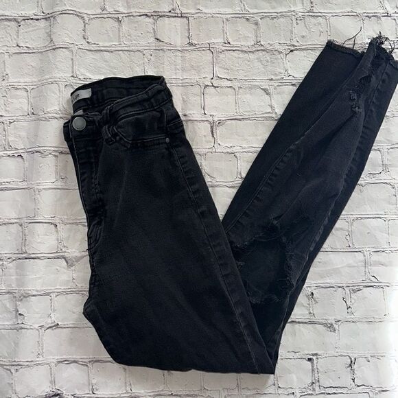 Refuge Black Skinny Jeans - Picture 1 of 6